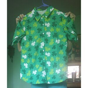 Short sleeve, Lightweight, green, unisex, button up, summer shirt, shamrocks